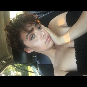 Meet your Posher, Aleyea